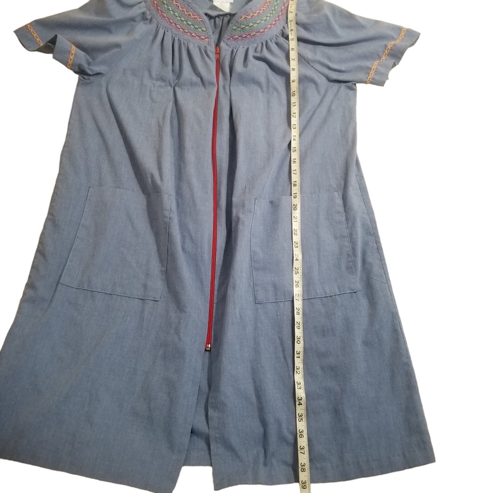 Smart Time Vtg House Dress 1X Mumu Full Zip Pockets Embroidered Lounge Duster - Picture 8 of 10